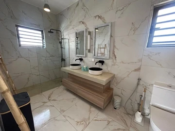 4 Bedroom Villa