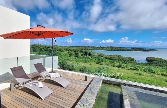 Vue Océan à 180° – Penthouse 3 ch en suite Meublé avec Piscine Privée à St. Antoine
