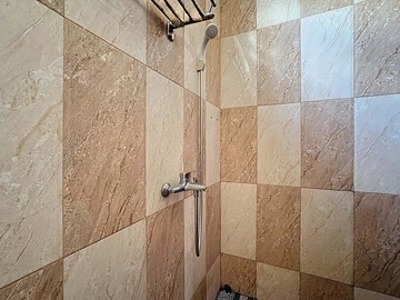4 Bedroom Apartment