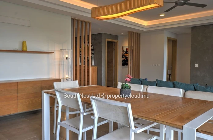 Art de Vivre d'Exception à Mont Choisy – Superbe Penthouse Meublé de 3 Chambres