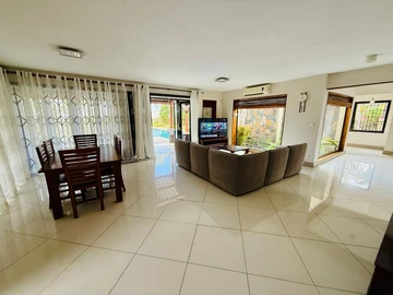 Villa de 4 Chambres