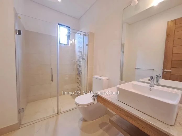 Appartement - 3 chambres - Flor00e9al - Ref. AP62367LO