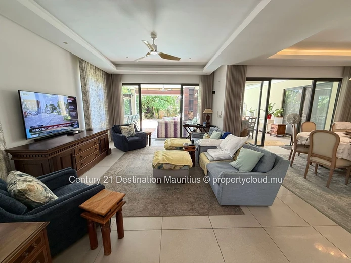 Villa 3 ch à Cap Malheureux — Piscine, achetable par étrangers