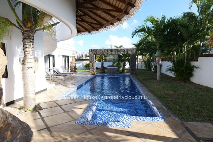 Furnished 3-Bedroom Villa with Private Pool in Pointe aux Piments