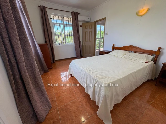 Villa Individuelle 3 Chambres Avec Piscine Et Jardin – Calodyne
