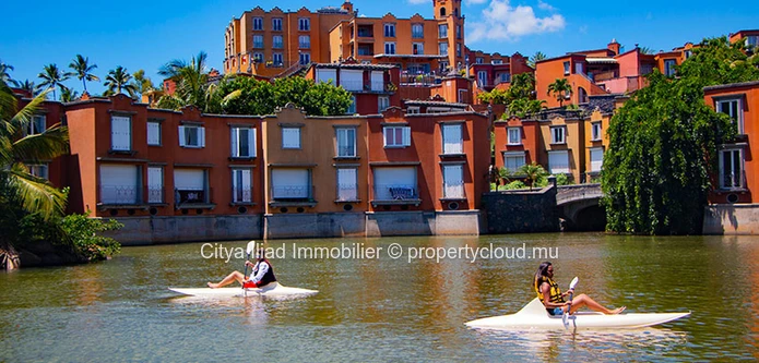 Stunning 2-Bedroom En Suite Duplex in Port Chambly