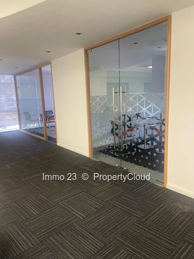 Office - 1500m2 - Eb00e8ne - Ref. BU89952LO