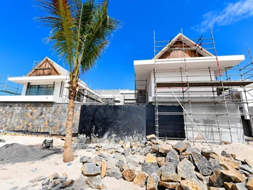 Exclusive beachfront villa for sale in a 5* resort in Poste de Flacq on the east coast of Mauritius
