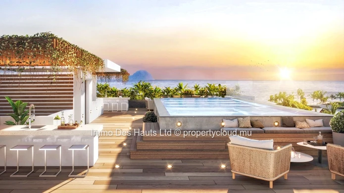 2 Bedroom Apartment  ground floor for sale Tamarin 