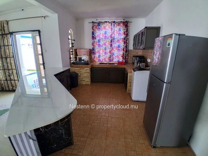 Péreybère – Ground Floor Apartment With Pool In A Sought-After Neighborhood