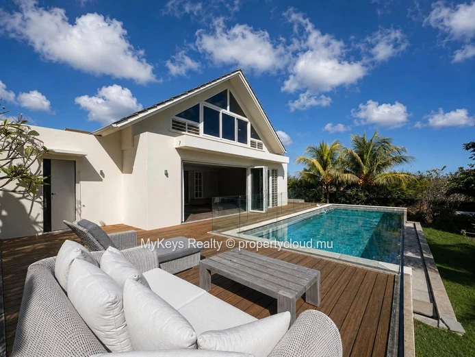 Spacious 5-Bedroom Villa Semi furnished - Central Tamarin
