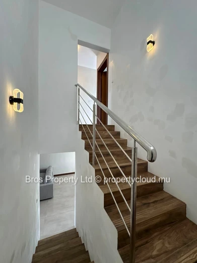 Rs 50,000/Month (Negotiable) | Modern 3-Bedroom Villa for Rent in Calodyne
