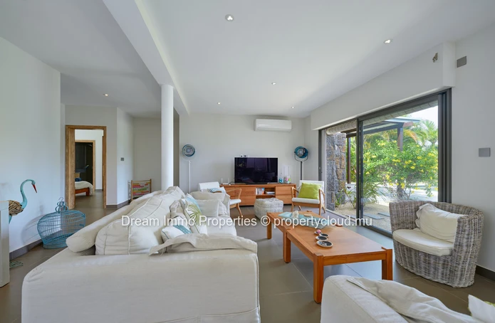Splendid 3-Bedroom Villa Close To The Beach In Grand Baie – Mauritius