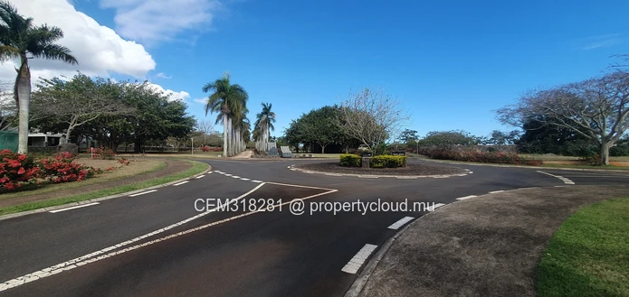 8.33 Perches Residential Land for Sale – Royal Park, Balaclava 