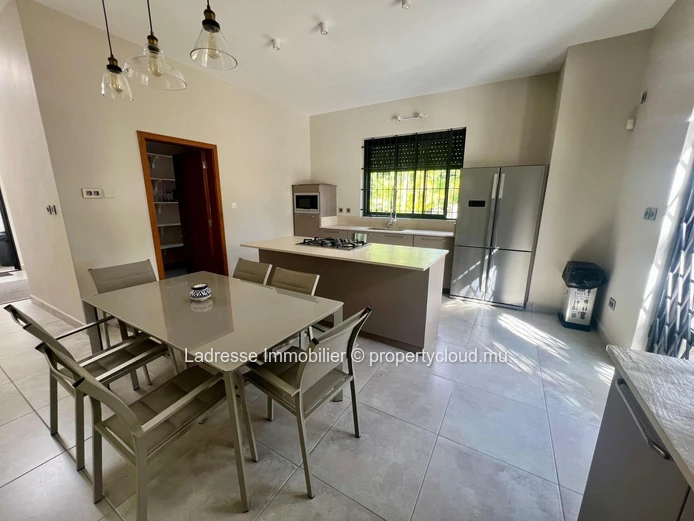 For Rent : Exceptional 4-bedroom property in a prime location of Foret Daruty.  