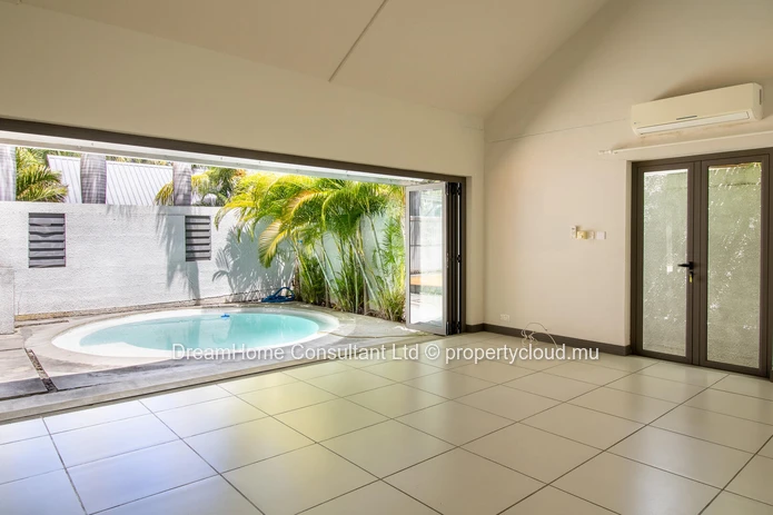 Maison familiale moderne à louer – Vue imprenable sur les montagnes ! - DISPONIBLE À PARTIR DE SEPTEMBRE !