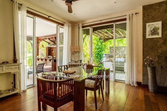 Villa meublée de 3 chambres au cœur de la nature dans le domaine golfique Heritage Villas Valriche à Bel Ombre – Ile ...