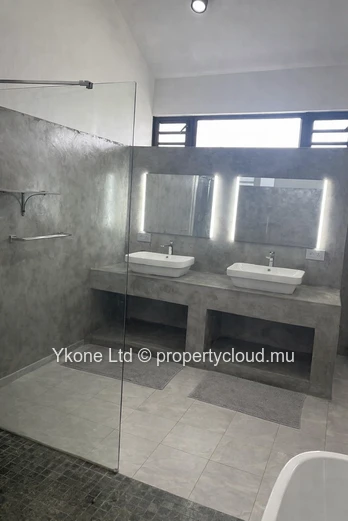 Villa For Sale In Tamarin