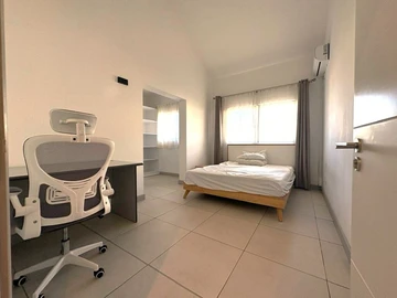 4 Bedroom Townhouse, Duplex