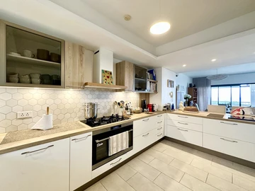 3 Bedroom Townhouse, Duplex