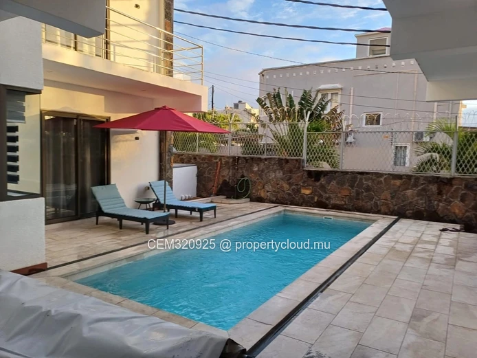 2 Bedrooms Furnished Apartment for Rent – Mont Choisy