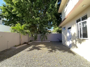 5 Bedroom Villa