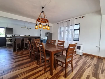 Villa de 4 Chambres