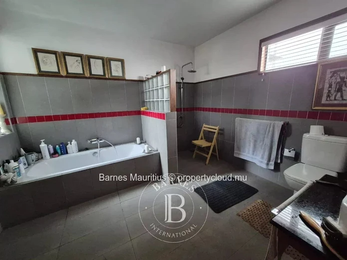 CUREPIPE – Maison de plain-pied avec studio indépendant – 3 chambres