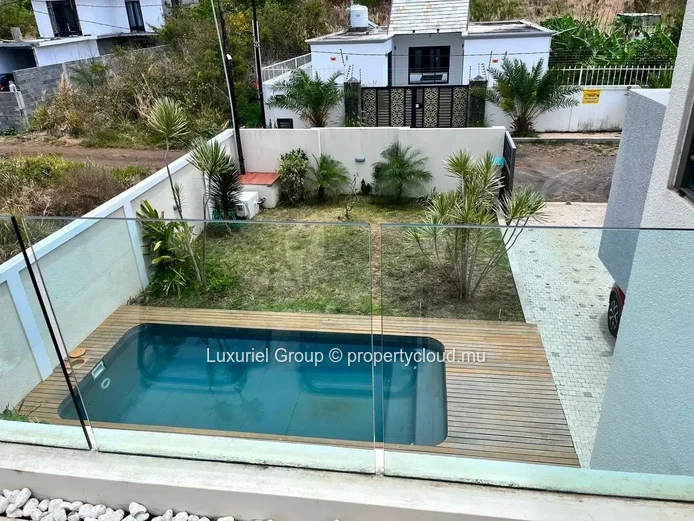 Contemporary House with Pool for Rent in Grand Baie