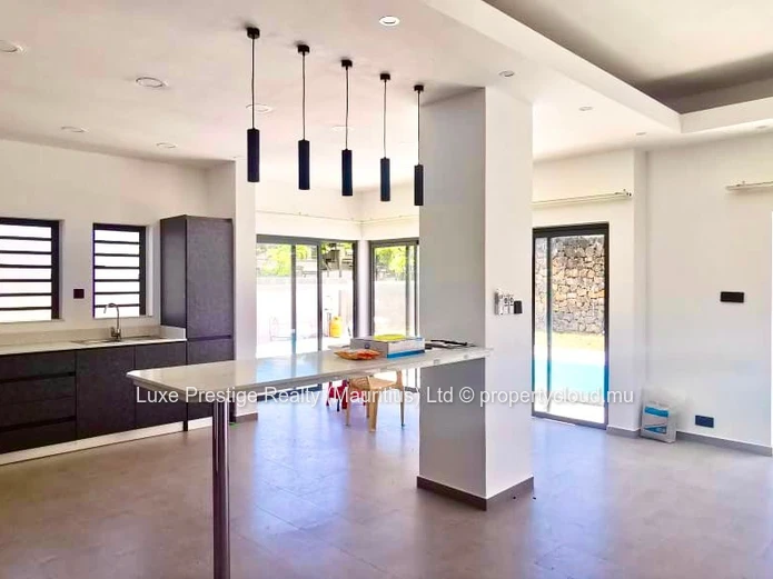 Villa de Luxe 4 Chambres avec Piscine Privée à Grand Baie | Résidence Sécurisée | Idéale pour les Familles et Expatriés