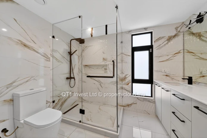 Luxury Turnkey Villa In Pereybere