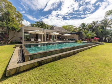 4 Bedroom Villa