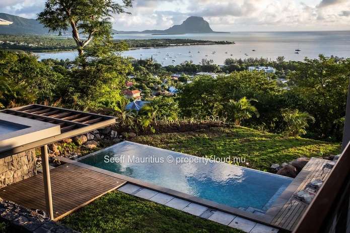 Coastal Elegance Above the Blue