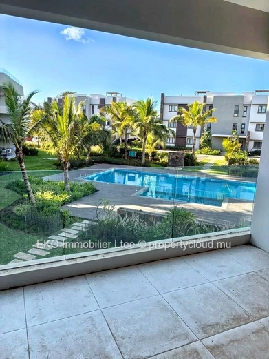 Luxurious 2-Bedroom Apartment in Grand Baie with Pool Access