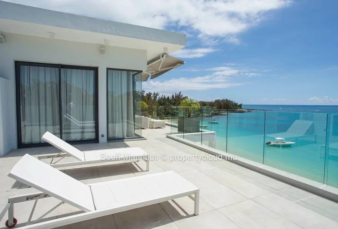 Villa Exceptionnelle en bord de mer