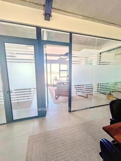 Find Your Perfect Office Haven in the Vibrant Hub of Tamarin, Black River