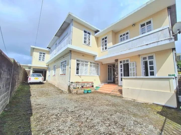 Maison de 9 Chambres
