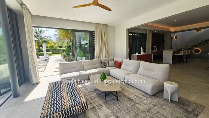 Villa design exclusive avec 5 chambres et vue imprenable sur les montagnes