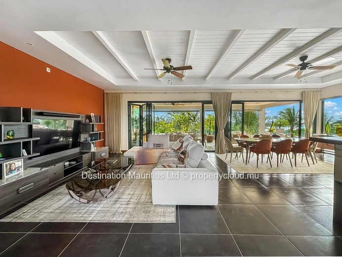 Spectacular Penthouse With Panoramic Ocean & River Views