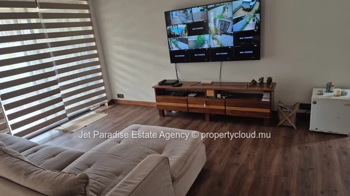 Furnished House in Flic en Flac for sale