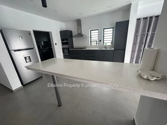 For Rent – Contemporary 4-Bedroom Villa in Grand Baie