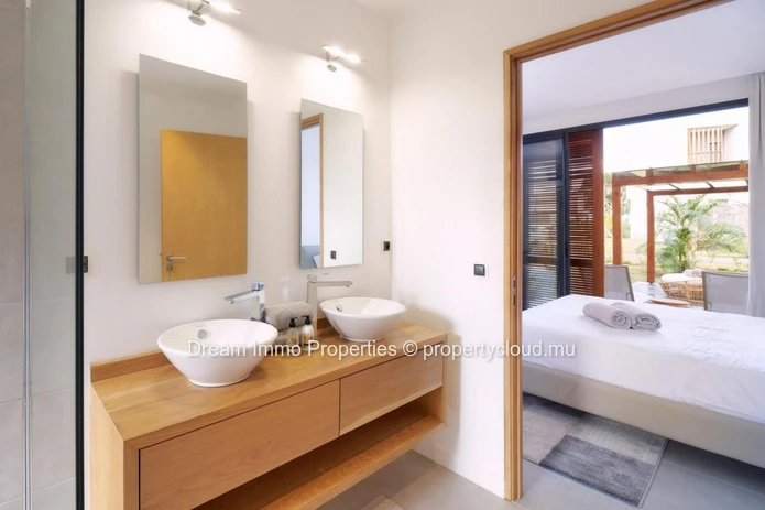 Stunning villa close to Tamarina Golf, beach & shops in Tamarin - Mauritius