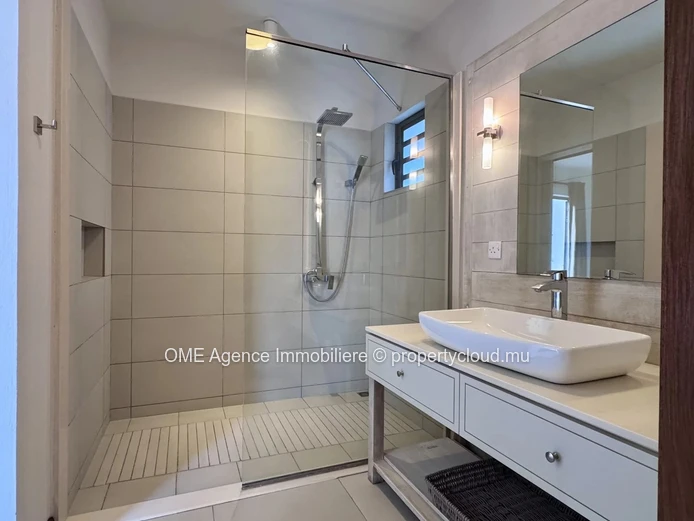 Luxury 4-Bedroom Villa – Grand Gaube