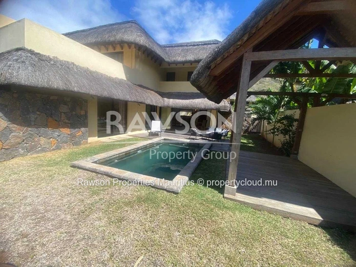 Villa 3 Chambres à Vendre à Grande Rivière Noireisa
