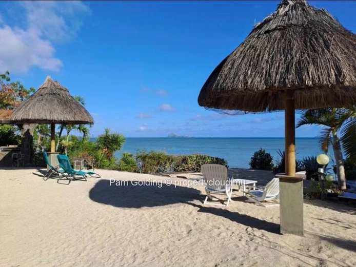 Grand Gaube - Maison à louer - Pam Golding Mauritius