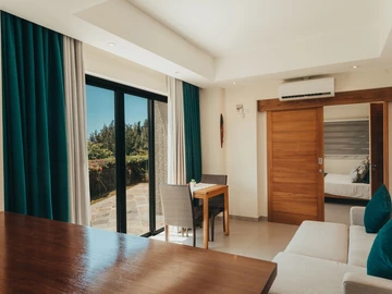 4 Bedroom Villa