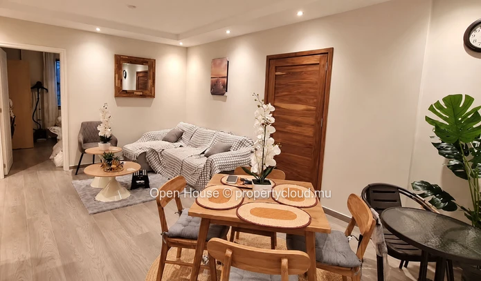 Modern 2-Bedroom Furnished Apartment for Rent in Flic en Flac