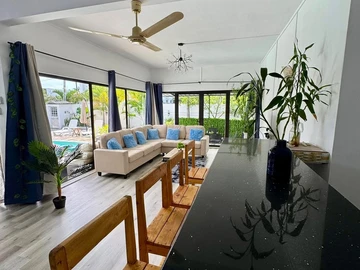 4 Bedroom Villa