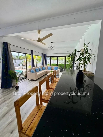 Exclusive 4 bedrooms Luxury Villa for Rent - Grand Baie | Rs 115,000 (NEG)