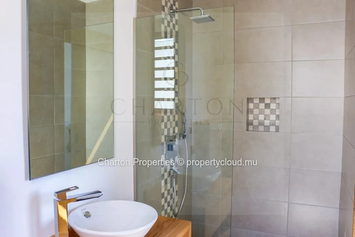 Contemporary 4-bedroom villa with a pool in a stunning natural setting in private Tamarin